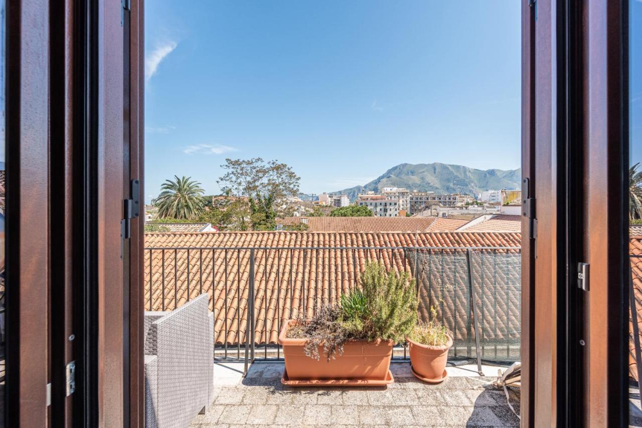 Schiavuzzo Apartment With Terrace By Wonderful Italy Palermo Eksteriør bilde